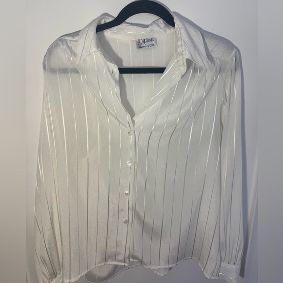 Chic White Button Down Shirt - Picture 4 of 5